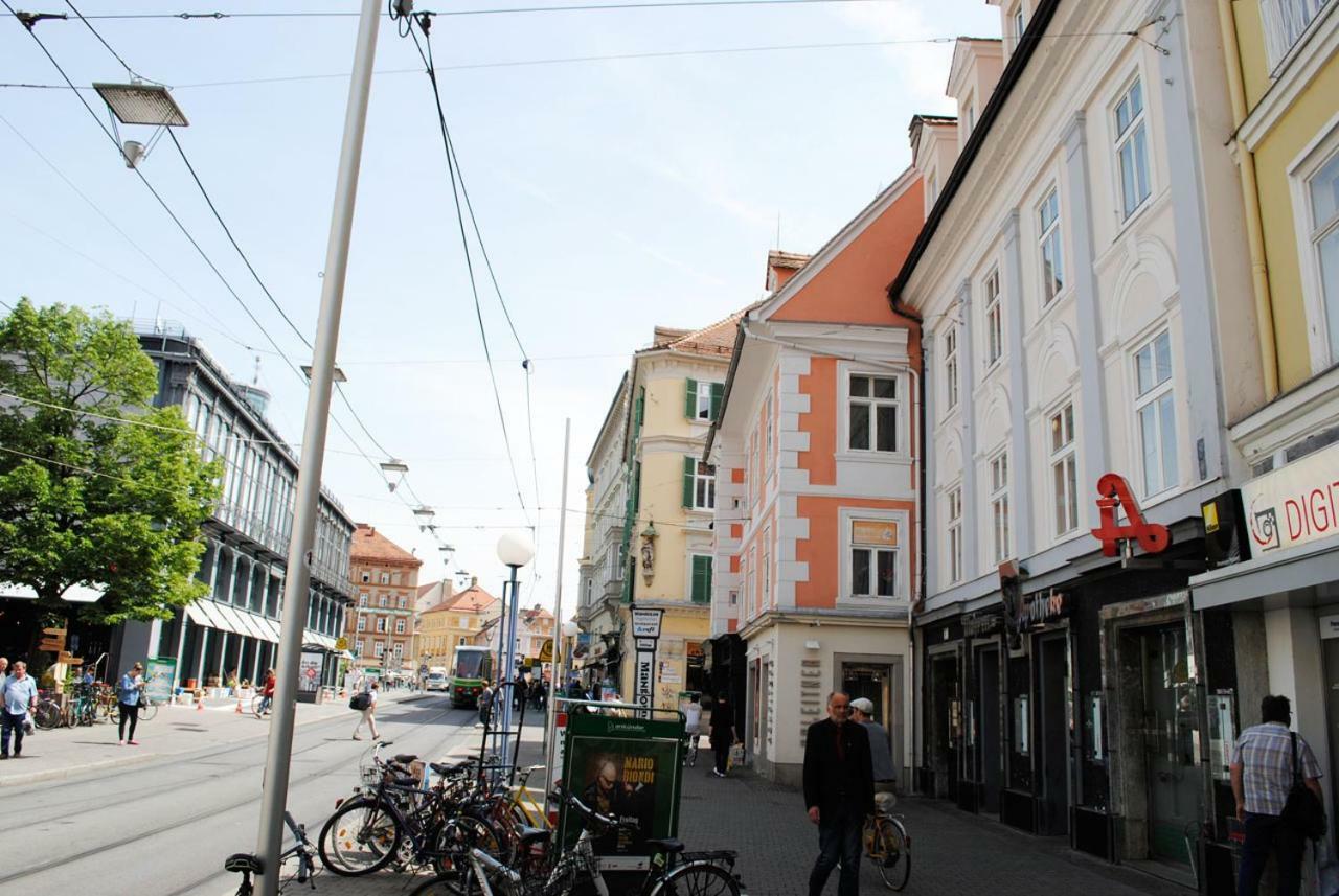 Ba//Rock-Appartement Graz Exterior photo